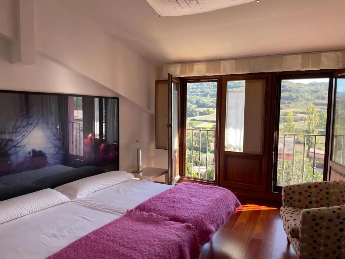 Alojamiento Rural Coliving Sojuela Εξωτερικό φωτογραφία